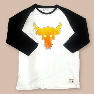 Under Armour XL White and Black ‘Iron Paradise’ Long Sleeve Tee
